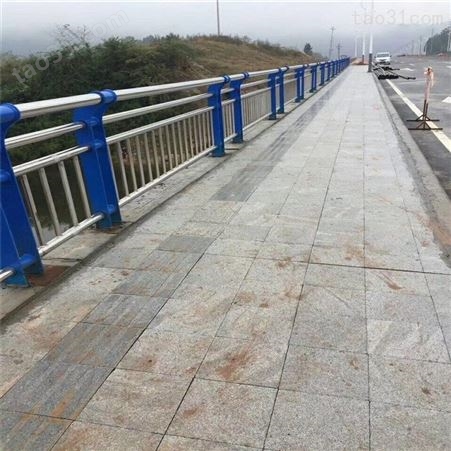 山西太原桥梁防撞不锈钢护栏工程河道不锈钢桥梁护栏