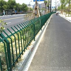 南京 pvc围栏网 绿色草坪护栏 庭院防护栏 草坪护栏价格 *