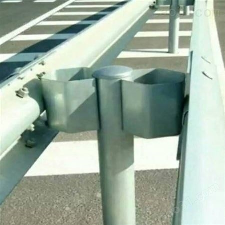 盛业交通设施 大量供应 护栏板配件防阻块 高速公路护栏板立柱配件 交通设施专用防阻块 型号齐全