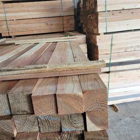 日本柳杉木材厂家杉木望板古建用杉木梁制作防腐刨光